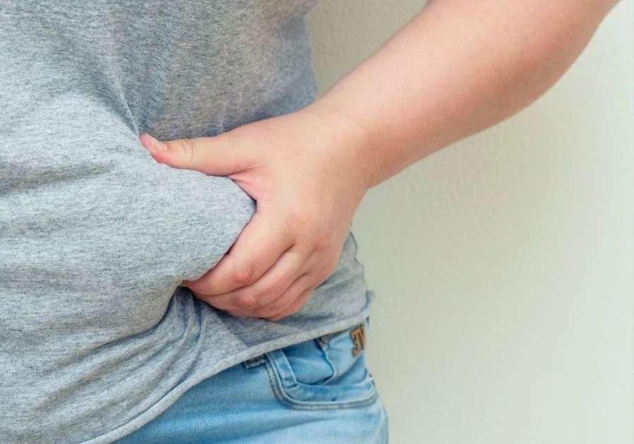 Contoured, toned midsection after non-surgical resistant fat reduction at Regen & Restore